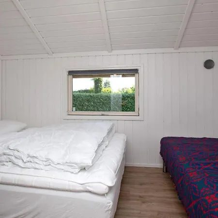 6 Person Holiday In Str By מלון Strøby Ladeplads