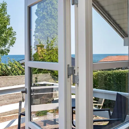 6 Person Holiday In Str By מלון Strøby Ladeplads